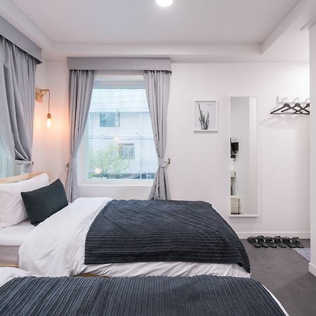 Mono House Hongdae 2 Hotel Seoul Exterior photo
