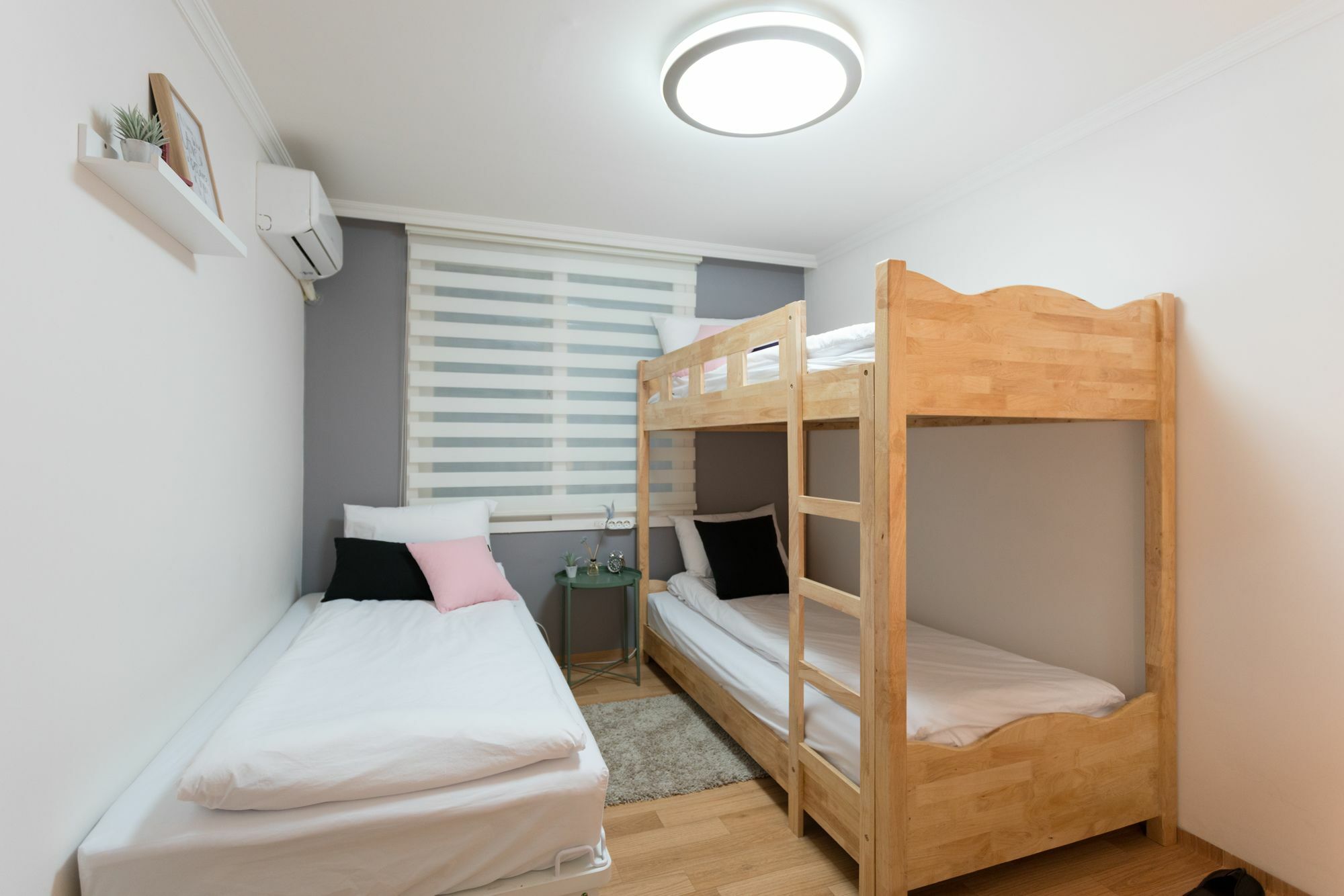 Mono House Hongdae 2 Hotel Seoul Exterior photo